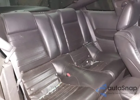 2008 Ford Mustang Gt Deluxe/Gt Premium z USA, uszkodzony, nr VIN 1ZVHT82H685118027